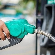 VCCI: Xăng dầu vẫn có thể giảm giá ngay
