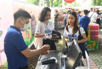 “Chợ phiên không tiền mặt” tại TP Hồ Chí Minh
