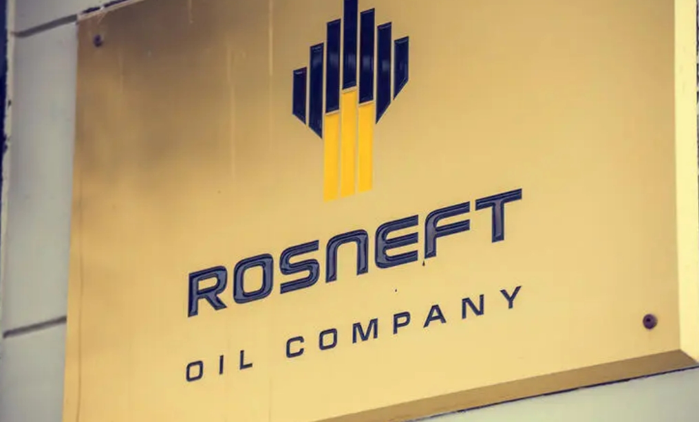 Rosneft đang cân nhắc thành lập đơn vị giao dịch dầu có trụ sở tại Dubai