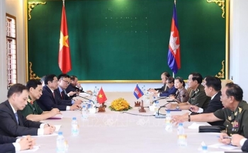 Khuyến khích doanh nghiệp hai nước Việt Nam - Campuchia tăng cường hợp tác đầu tư, kinh doanh