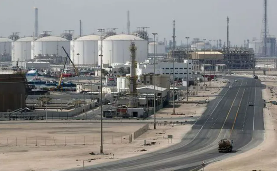 Sri Lanka tìm nguồn cung nhiên liệu từ Qatar để vượt qua khủng hoảng
