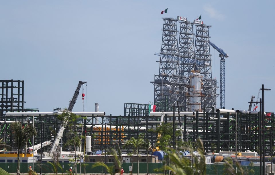 Nhà máy lọc dầu lớn nhất Mexico đã mở cửa nhưng chưa đi vào hoạt động