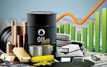 Giá năng lượng ngày 4/1/2022: Đà tăng của dầu bị hãm?