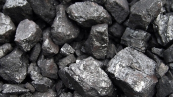 Giá kim loại ngày 14/3: Giá quặng sắt giảm sốc