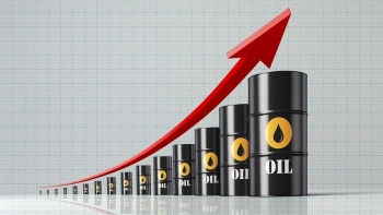 Thị trường dầu bùng nổ nhờ những dự báo khả quan của Omicron
