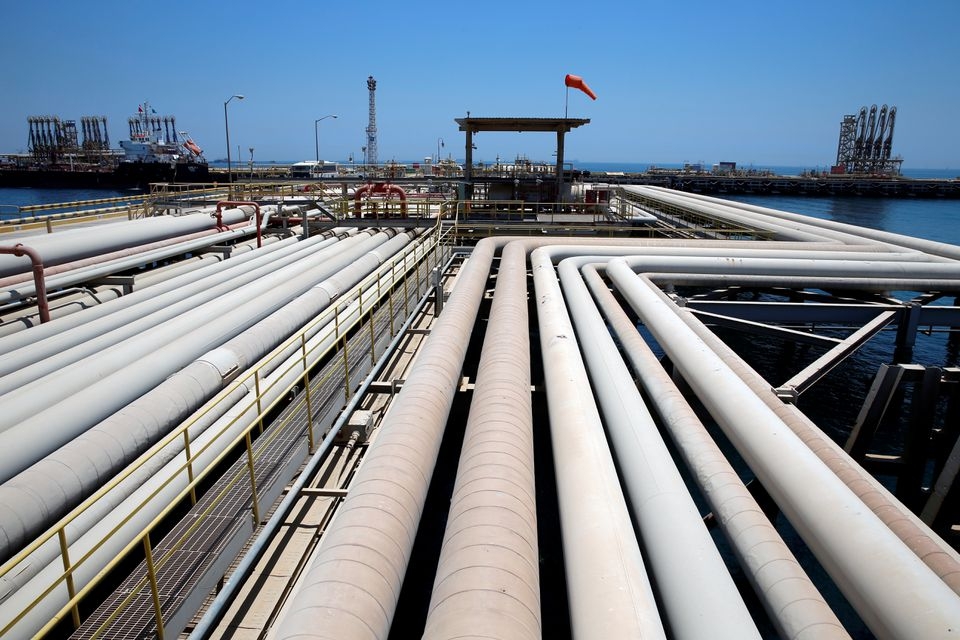 Mỹ: Các nhà máy lọc dầu chuyển sang Trung Đông sau lệnh cấm nhập khẩu từ Nga