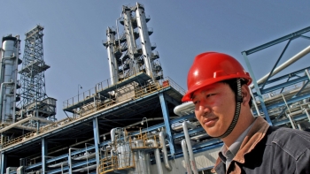 Trung Quốc: Sản lượng của nhà máy lọc dầu giảm xuống mức thấp nhất trong 5 tháng qua