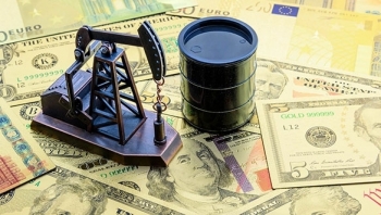 Giá dầu đảo chiều vào cuối phiên khi hợp đồng dầu sưởi lao dốc