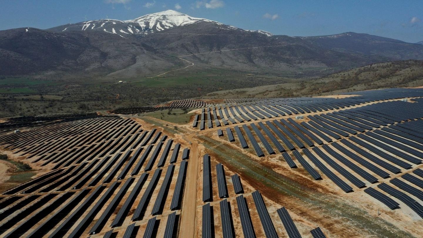Meton Energeiaki khởi động đấu thầu cho công viên năng lượng mặt trời 191 MW ở Hy Lạp