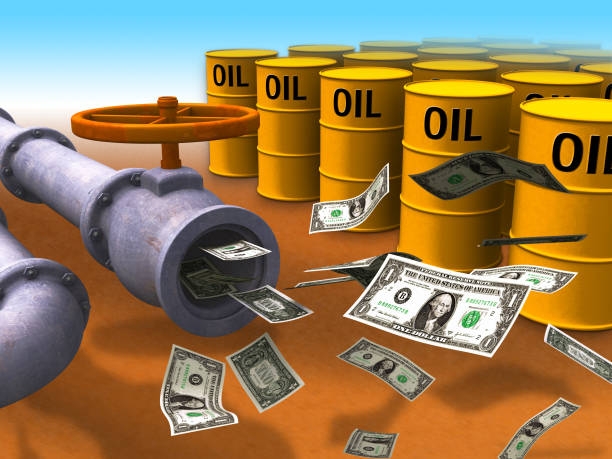Giá dầu tăng hơn 5% khi mâu thuẫn về năng lượng giữa Nga và EU ngày càng căng thẳng