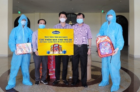 “Bạn khỏe mạnh, Việt Nam khỏe mạnh” - Chiến dịch của Vinamilk về sức khỏe cộng đồng, cùng ủng hộ vaccine cho trẻ em