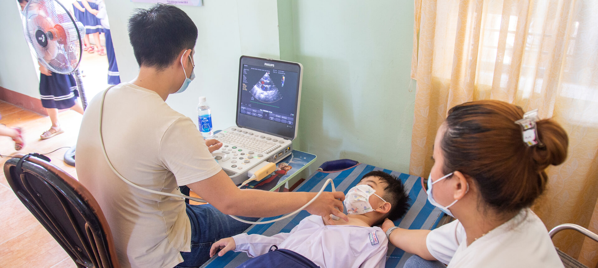THACO hỗ trợ chi phí mổ tim cho trẻ em nghèo Quảng Nam