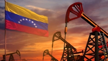 Venezuela phớt lờ lệnh trừng phạt của Mỹ