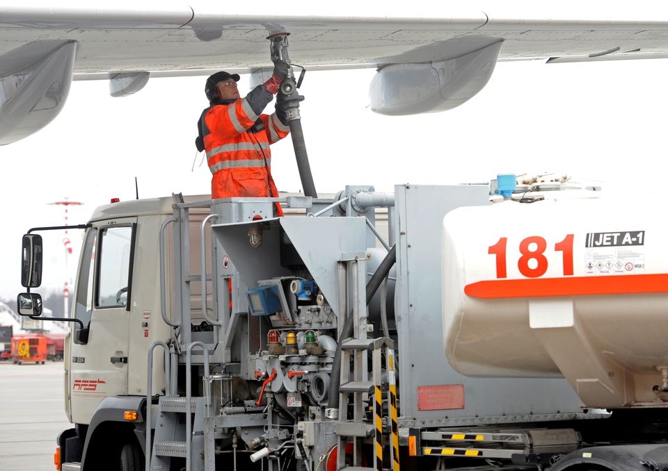 EU lùi kế hoạch bắt buộc sử dụng nhiên liệu máy bay 