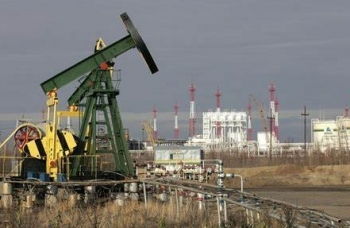 Cuộc chạy đua vận chuyển dầu của Nga trước khi có lệnh trừng phạt mới