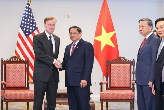 Cố vấn An ninh Quốc gia Hoa Kỳ cam kết sẽ tiếp tục dành nguồn lực hỗ trợ Việt Nam đối phó với các thách thức như dịch bệnh COVID-19, biến đổi khí hậu, nguy cơ đứt gãy chuỗi cung ứng