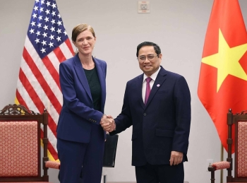 Thủ tướng đề nghị USAID tiếp tục tăng cường hỗ trợ Việt Nam khắc phục hậu quả chiến tranh