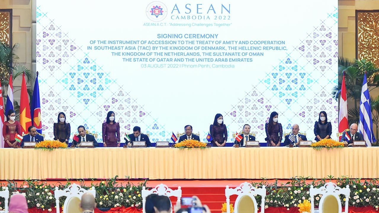 ASEAN Hành động cùng ứng phó các thách thức chung