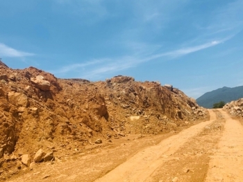 Hà Tĩnh: Kiến nghị UBND tỉnh xử lý các đơn vị khai thác khoáng sản không chấp hành nghĩa vụ đối với Nhà nước