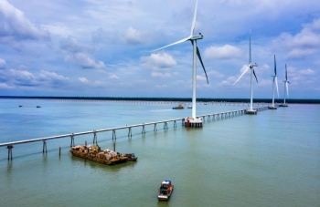 Hoàn thành 25 trụ gió của nhà máy điện gió Đông Hải 1