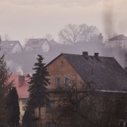 Thiếu nhiên liệu trầm trọng, người Ba Lan có thể phải đốt rác để sưởi ấm