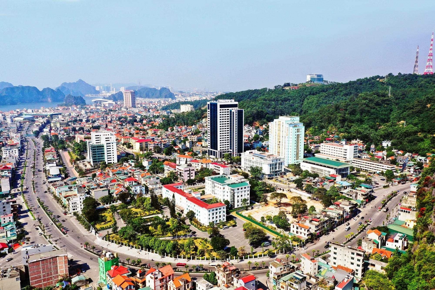 Tin bất động sản ngày 8/2: Vinaconex muốn đầu tư khu đô thị quy mô 49 ha tại Quảng Ninh