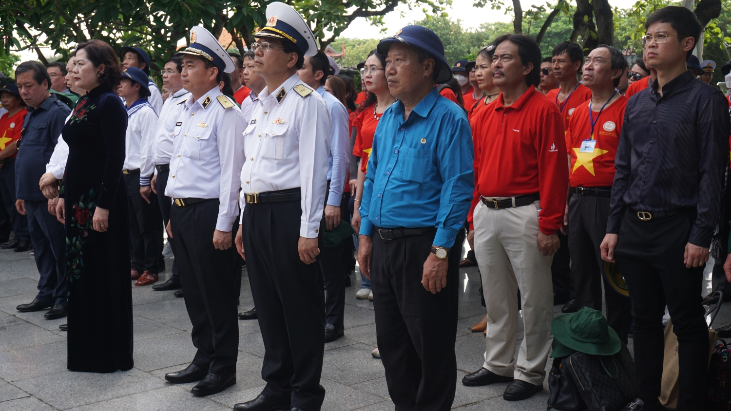 Petrovietnam mang hơi ấm từ đất liền đến với Trường Sa Petrovietnam mang hơi ấm từ đất liền đến với Trường Sa