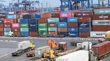 Tổng trị giá xuất nhập khẩu hàng hóa đạt hơn 32 tỷ USD trong nửa đầu tháng 4
