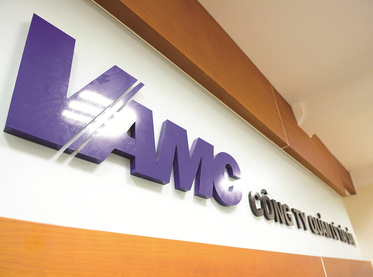 Tin ngân hàng ngày 14/7: Hơn 30.000 tỷ đồng nợ xấu niêm yết trên sàn giao dịch của VAMC