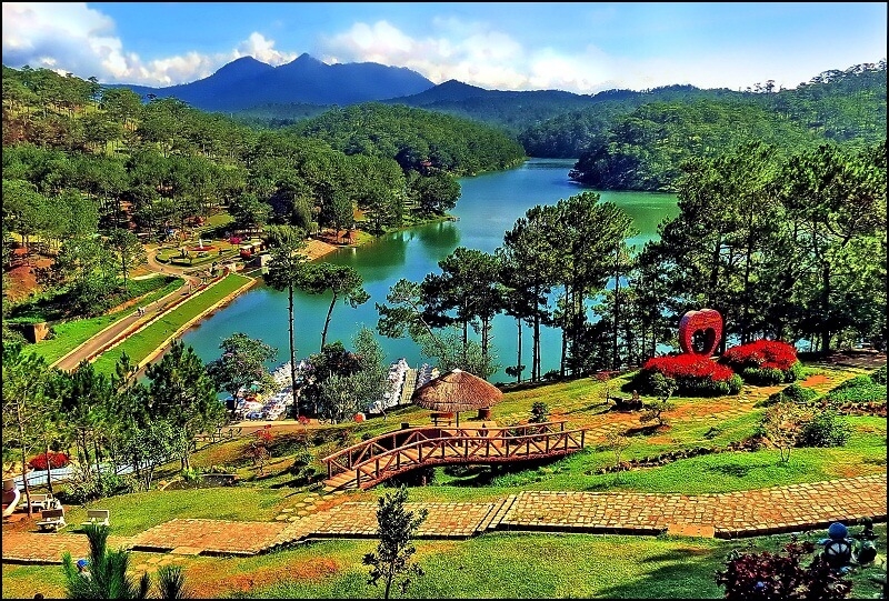 Lâm Đồng: Chưa đủ cơ sở để cấp giấy phép xây dựng Cầu đáy kính tại khu du lịch Thung lũng Tình yêu