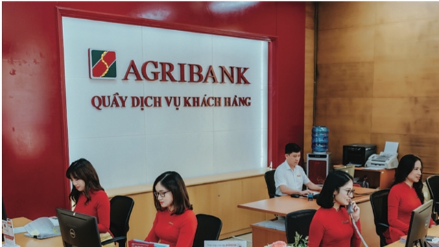 6 tháng đầu năm, Agribank có thu nhập nhân viên tăng mạnh nhất