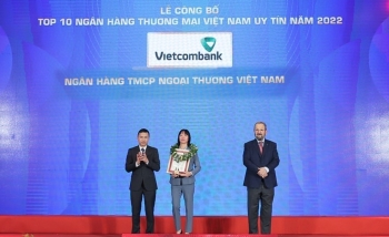 Vietcombank lần thứ 7 liên tiếp đứng đầu bảng xếp hạng Top 10 ngân hàng thương mại uy tín