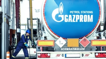 Giá cổ phiếu của Gazprom sụt giảm 97% trong một ngày