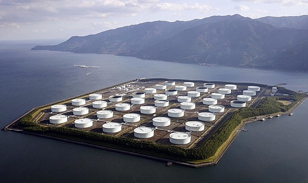 Nhật Bản sắp bán 4,7 triệu thùng dầu thô từ kho dự trữ quốc gia vào tháng 6