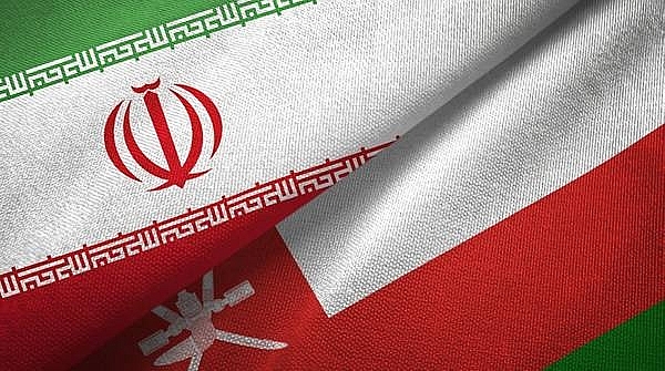 Iran và Oman nhất trí cùng khai thác mỏ dầu chung