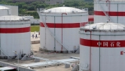 Trung Quốc bán hơn 2.800 tấn dầu tinh luyện cho Triều Tiên
