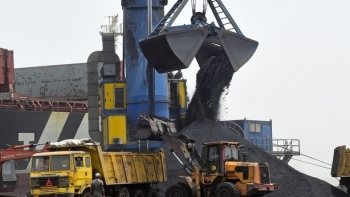 Từ 10/8, EU ngừng mua than của Nga bất chấp khủng hoảng năng lượng