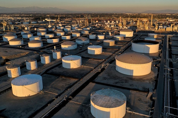 Tồn kho dầu thô của Mỹ tăng 1 triệu thùng vào tuần trước
