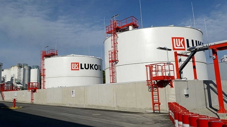 Lukoil sẽ duy trì sản xuất và xuất khẩu dầu sau khi có kế hoạch cấm vận của EU