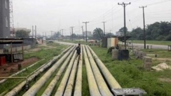 Phát hiện đường ống trộm cắp từ cảng xuất khẩu dầu của Nigeria ra biển