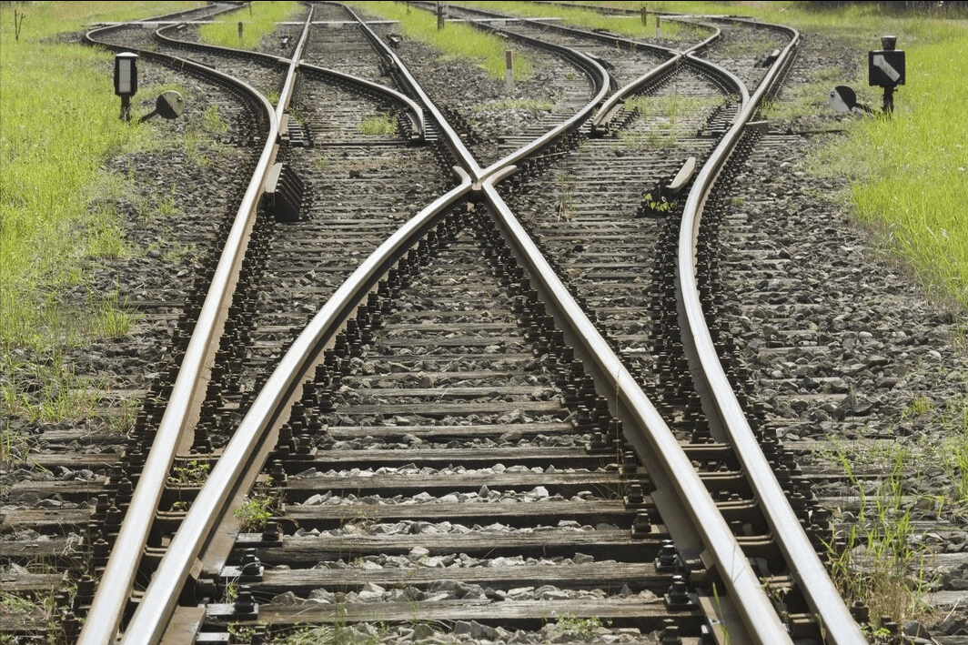 Trung Quốc: Vì sao không thể tái sử dụng những thanh ray đường sắt cao tốc?